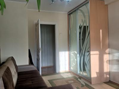 квартира за адресою Авіаконструктора Антонова вул., 15-А
