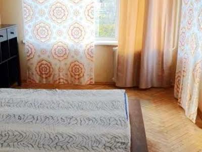квартира за адресою Будівельників вул., 19