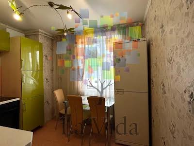 квартира за адресою Волинська вул., 8