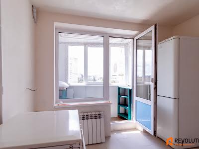 квартира за адресою Братиславська вул., 22