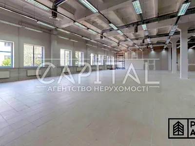 комерційна за адресою Старокиївська, 10
