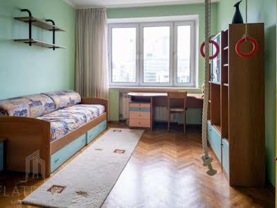 квартира за адресою Старонаводницька вул., 8