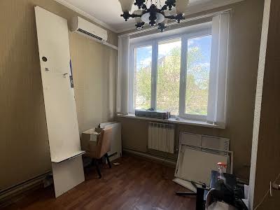 комерційна за адресою Харківське шосе, 53
