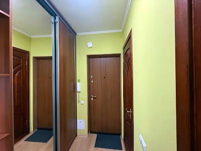 квартира по адресу Героев Днепра ул., 32а