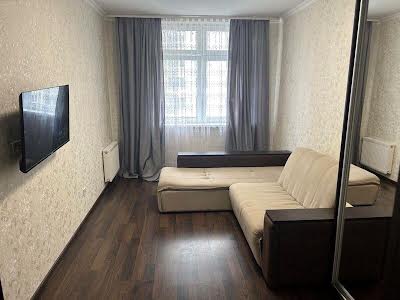 квартира за адресою Київ, Драгоманова вул., 2-А