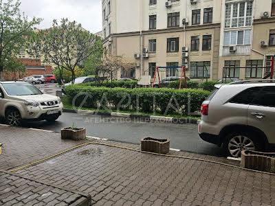 комерційна за адресою Щекавицька вул., 30/39