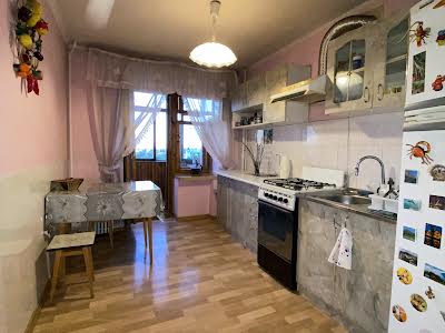 квартира за адресою Кавалерійська вул., 9