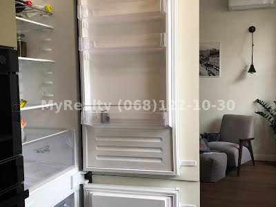 квартира за адресою Богдана Хмельницького вул., 57