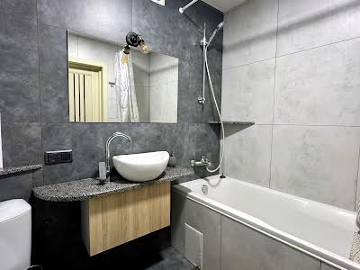 квартира за адресою Теплична вул., 38
