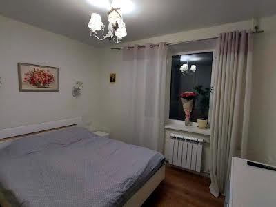 квартира по адресу Амосова ул. (Корчагінців), 13