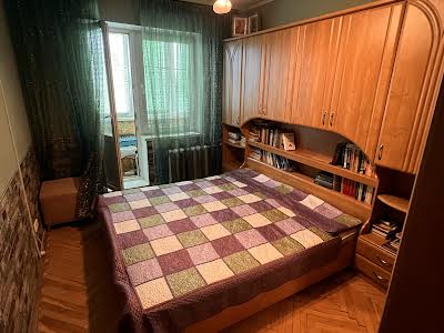 квартира по адресу Зои Гайдай ул., 10
