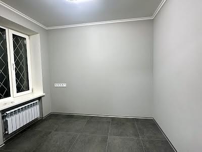 комерційна за адресою Джона Маккейна вул. (Івана Кудрі), 37-А