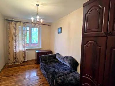 квартира за адресою Олени Теліги вул., 43
