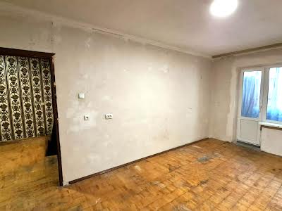 квартира по адресу Чернобыльская ул., 22