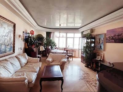 квартира за адресою Старонаводницька вул., 6-Б