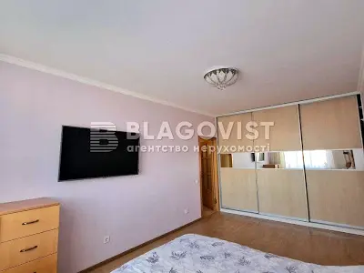 квартира по адресу Юрия Шумского ул., 5