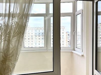 квартира за адресою Драгоманова вул., 40-Е