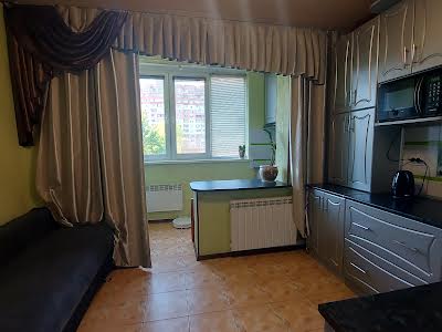 квартира по адресу Николая Закревского ул., 17