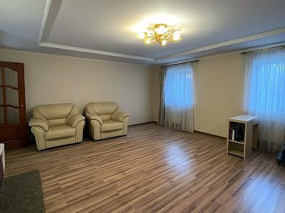 дом по адресу с. Лесники, Тарасовая Нива ул., 1