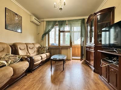квартира за адресою Митрополита Василя Липківського вул. (Урицького), 17