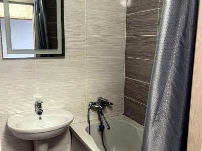 квартира за адресою Перемоги просп., 68г