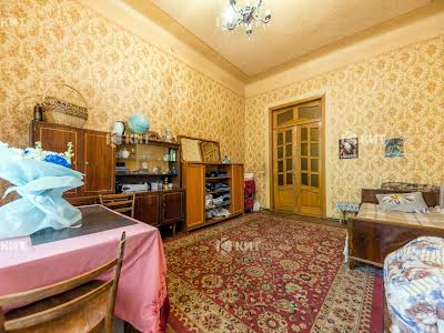 квартира за адресою Куликівська вул. (Мельникова), 8