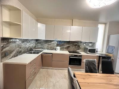 квартира за адресою Регенераторна вул., 4