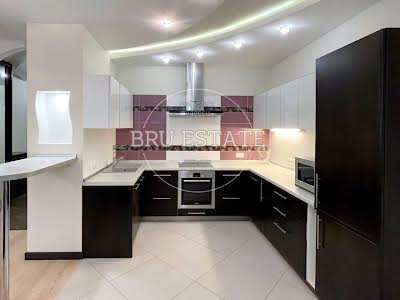 квартира за адресою Дегтярівська вул., 25а к1
