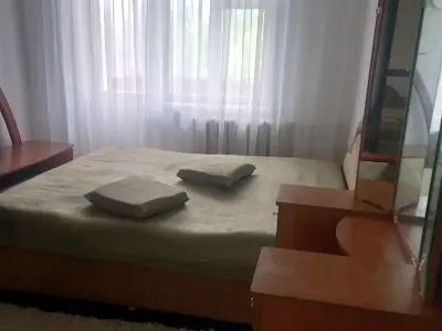 квартира по адресу Елены Телиги ул., 15