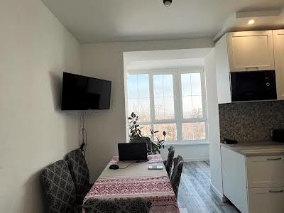 квартира за адресою Київ, Академіка Лебедєва вул., 1