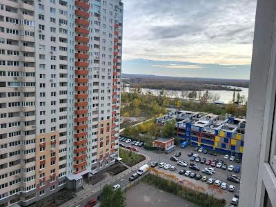 квартира за адресою Софії Русової вул., 7
