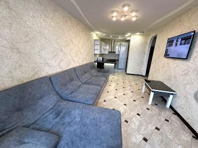 квартира за адресою Дніпровська набережна вул., 16г