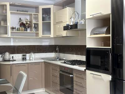 квартира за адресою с. Софіївська борщагівка, Боголюбова вул., 4
