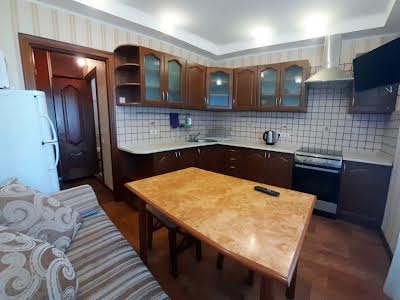 квартира за адресою Григорія Ващенка вул., 1