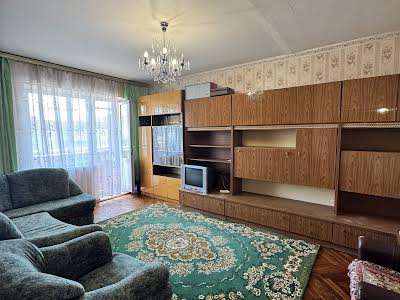 квартира по адресу Натальи Ужвий ул., 10