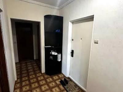 квартира за адресою Драгоманова вул., 12-А