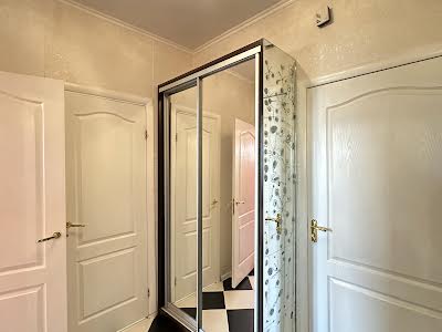 квартира по адресу Кондратюка Юрия ул., 7