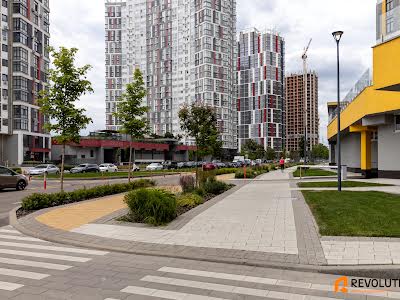 квартира за адресою Київ, Микільсько-Слобідська вул., 15