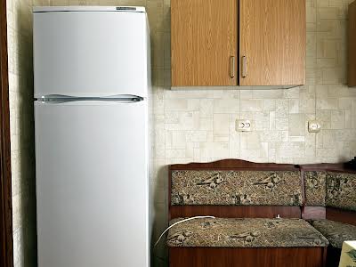квартира за адресою Ревуцького вул., 18