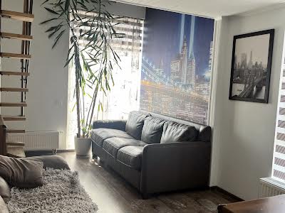 квартира за адресою Регенераторна вул., 4 к8