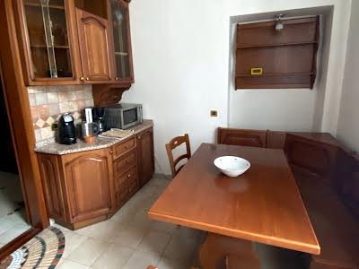 квартира по адресу Андреевский спуск, 2