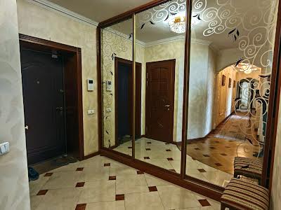 квартира по адресу Осенняя ул., 33