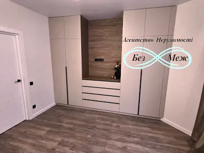 квартира по адресу с. Софиевская борщаговка, Мартинова, 28