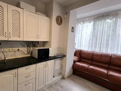 квартира за адресою Академіка Шалімова вул., 59