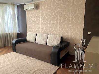 квартира по адресу Олены Пчилки ул., 6