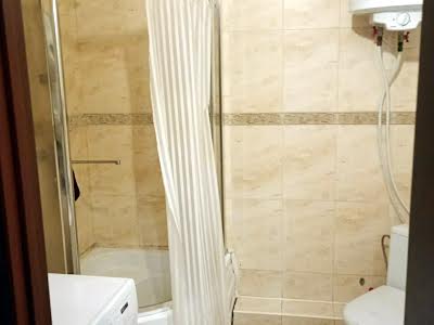 квартира за адресою Київ, Регенераторна вул., 1