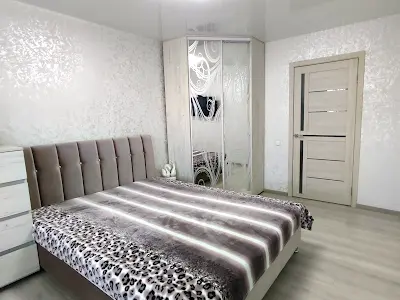 квартира за адресою Калинова вул., 102