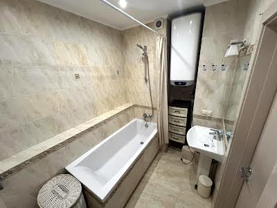 квартира по адресу Левітана ул., 3