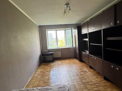 квартира за адресою Зої Гайдай вул., 9-А