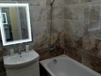 квартира за адресою Польова вул., 73